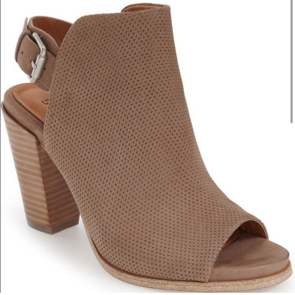 Gentle Souls ‘Shiloh’ Block Heel, Leather